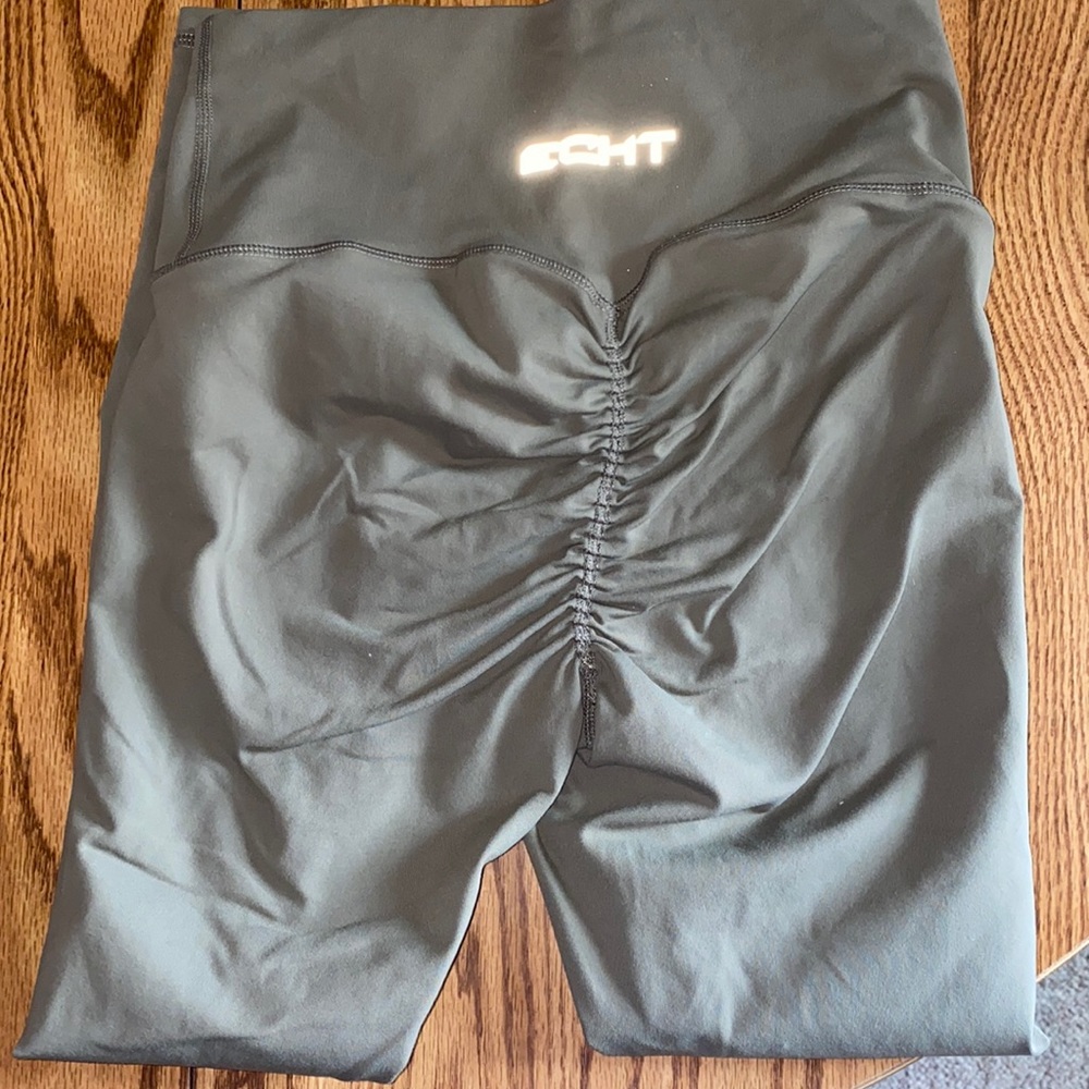 Echt Scrunch leggings
